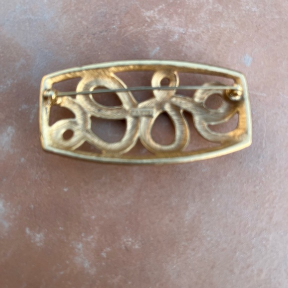 Vintage Monet Brooch - Picture 2 of 3